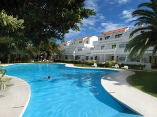 Los Rosales Apartamentos