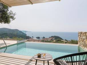 Apolis Villas & Suites Resort