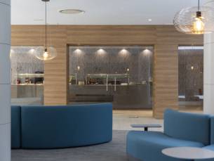 Maci&agrave; Sevilla Kubb