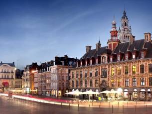 IT'S CHRISTMAS TIME! ✨ Geniet van een magische stedentrip naar Lille met centraal gelegen hotel
