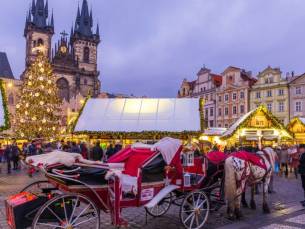 De ultieme Alles-in-1-Kerstdeal: PRAAG! ???????????? | 4*-hotel in Praag incl. vlucht, transfer, ontbijt en dagexcursie met bustour, cruise en lunch t.w.v. € 155,- p.p.