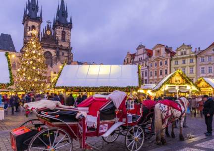 De ultieme Alles-in-1-Kerstdeal: PRAAG! ???????????? | 4*-hotel in Praag incl. vlucht, transfer, ontbijt en dagexcursie met bustour, cruise en lunch t.w.v. € 155,- p.p.