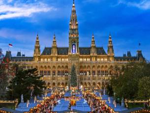 ❄️ Kerstcruise Donau: Ontdek de betoverende hoofdsteden Wenen, Boedapest & Bratislava incl. vlucht & o.b.v. ALL-INCLUSIVE