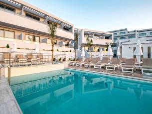 Tesoro Hotel