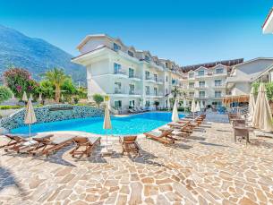 Montebello Deluxe Hotel