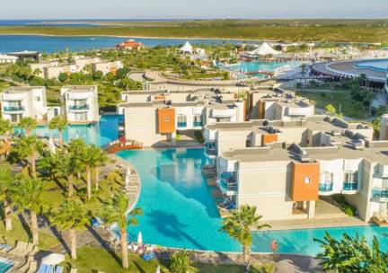 Hotel Aquasis Deluxe Resort & Spa