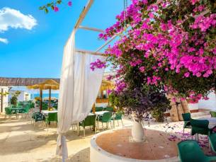 Geniet van een zonvakantie in het mooie Torremolinos in Only Adults hotel incl. vlucht o.b.v. logies, ontbijt of halfpension