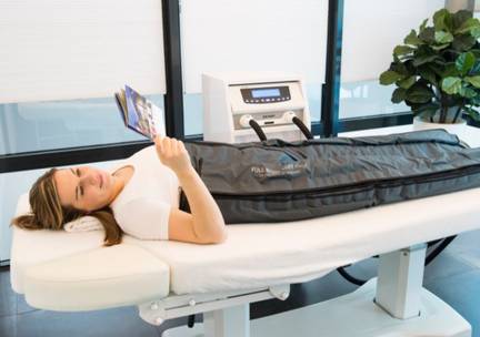 Lymfedrainagemassage + evt. pakking of bodyshape-behandeling(en)