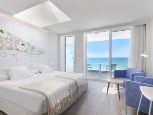 Iberostar Waves Bahia de Palma - adults only