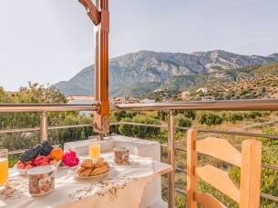 Maria Studios & Apartment