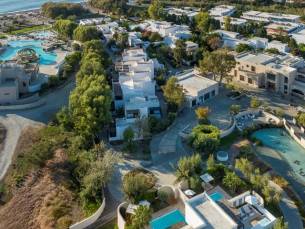 Lindian Village Curio Collection by Hilton