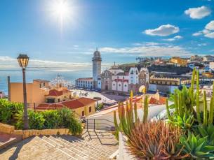 Zon, zee & vrijheid: geniet van de winterzon op Tenerife incl. retourvlucht en huurauto