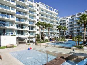 4*-superior hotel met ZWEMBAD en WELLNESS aan het strand in Salou! Incl. vlucht en transfer en optioneel ontbijt