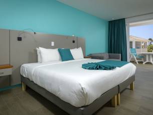 Captain Don's Habitat