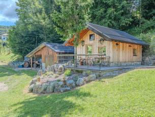 Enchanted Cosy Chalet Kalanka