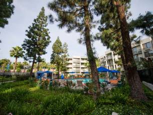 Howard Johnson Anaheim Hotel & Water Playground
