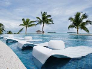 Kandooma Holiday Inn