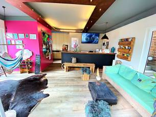 feels Beach Club Hotel