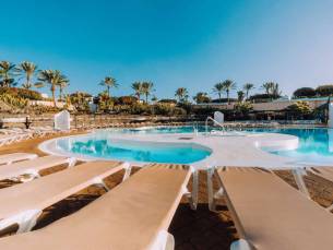 Club Playa Blanca Hotel