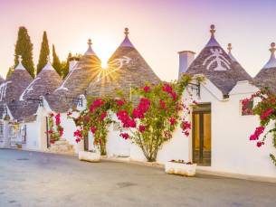 Fly & Drive door authentiek Puglia en ontdek Itali&euml; met het hele gezin! Incl. vlucht, huurauto en ontbijt