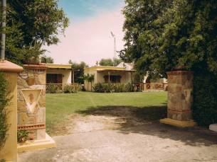 Trikalioti's Lush Estate Apt Artemis