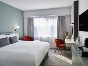 Leonardo Dublin Parnell