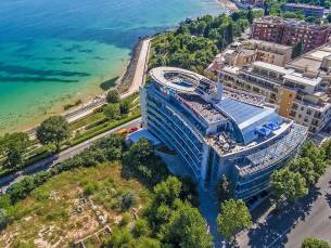 Sol Marina Palace