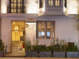 Ess Hotel