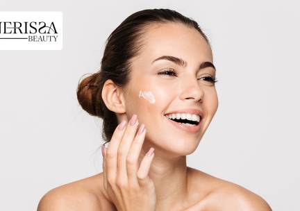 Gezichtsbehandeling naar keuze