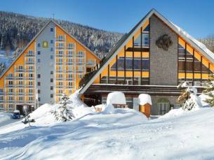Pinia Hotel & Resort
