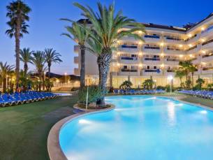 Beleef een geweldige vakantie in 4*-hotel met wellness aan de Costa Brava in Santa Susanna incl. vlucht & ontbijt of halfpension