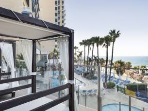 ZON-STUNT! ☀️ 4*-hotel aan de Costa del Sol in Benalmádena incl. vlucht en ontbijt, halfpension of all-inclusive!