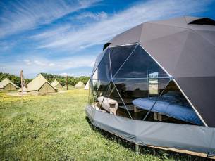 Cast Away Dome (inclusief ontbijt)