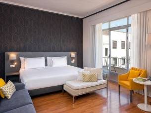 Madrid Plaza Espana by Melia