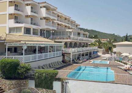 Commodore Hotel