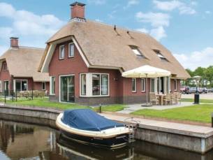 Vakantiehuis voor maximaal 8 personen op park Idskenhuizen