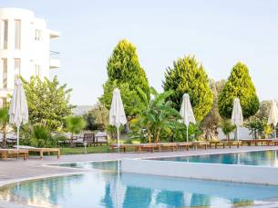 Fly & Go Evita Hotel