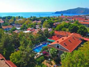 Perdikia Beach