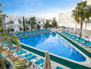 Club Shark Hotel