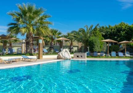 Hotel Stamos Plus