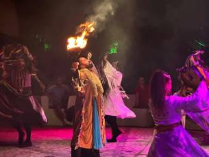 Türkischer Folkloreabend mit optionalem Abendessen in Marmaris
