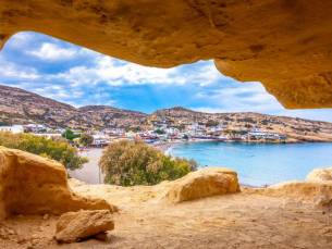 Geniet van een heerlijke zonvakantie in Matala op Zuid-Kreta incl. vlucht, ontbijt, diner en huurauto