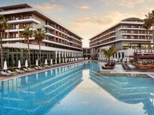 Hotel Acanthus Cennet Barut Collection
