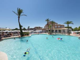 Aparthotel Ciudad Laurel