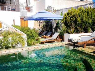 Rabat ontdekken vanuit een luxe, historisch 19e-eeuws 4*-hotel met een dakterras en zwembad gelegen in het hart van de medina incl. vlucht