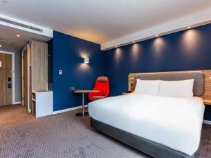8 daagse vliegvakantie naar Holiday Inn Edinburgh City West in edinburgh, groot-brittannie