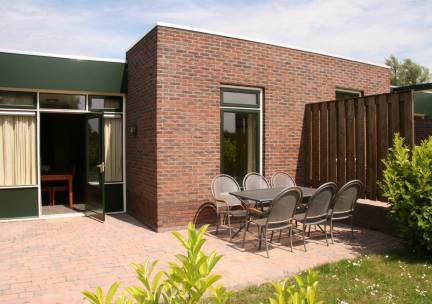 6-persoons Bungalow Comfort op park aan de Ijssel