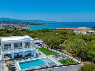 AJ & Christian luxury villas