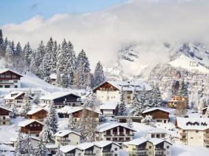 Ontdek het Zwitserse wintersportparadijs Wallis vanuit een prachtig wellnesshotel incl. ontbijt