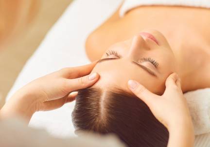 Japanese head spa (60 min) + evt. deep scalp treatment